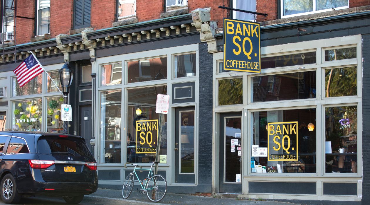 Bank Square Coffeehouse Beacon Exterior